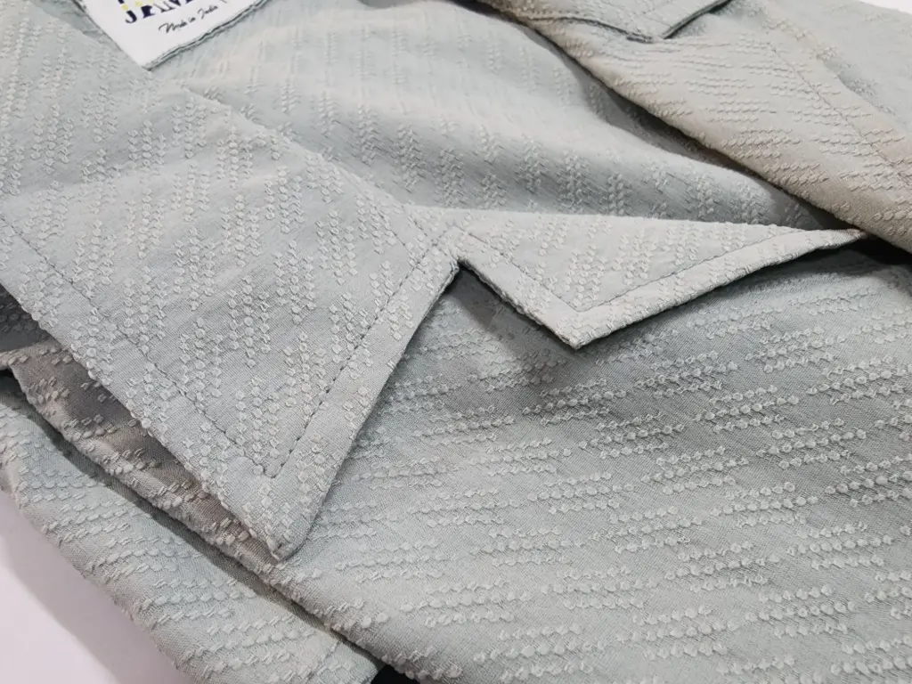 Men's Cuban Collar Loose Fit Half Sleeves Shirt in Grey